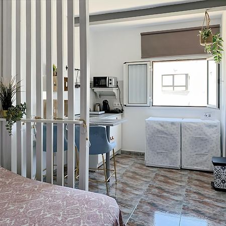 Habitaciones Privadas Cerca De La Playa Y Aeropuerto En Casa Compartida Con Otros Huespedes Плайя-Онда Экстерьер фото